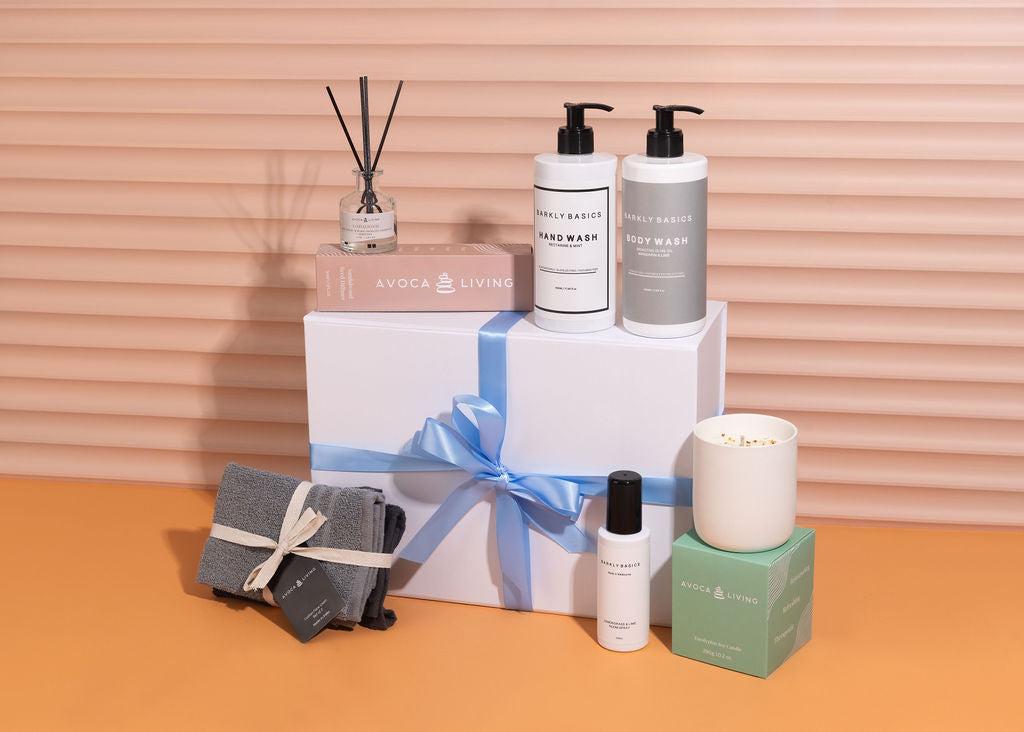 Thoughtful Housewarming Gift Ideas to Celebrate New Homeowners