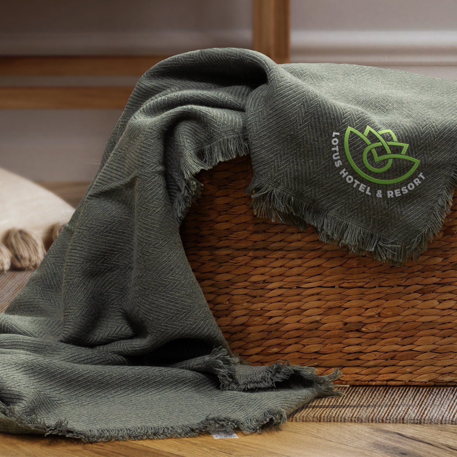Cosy throw blanket