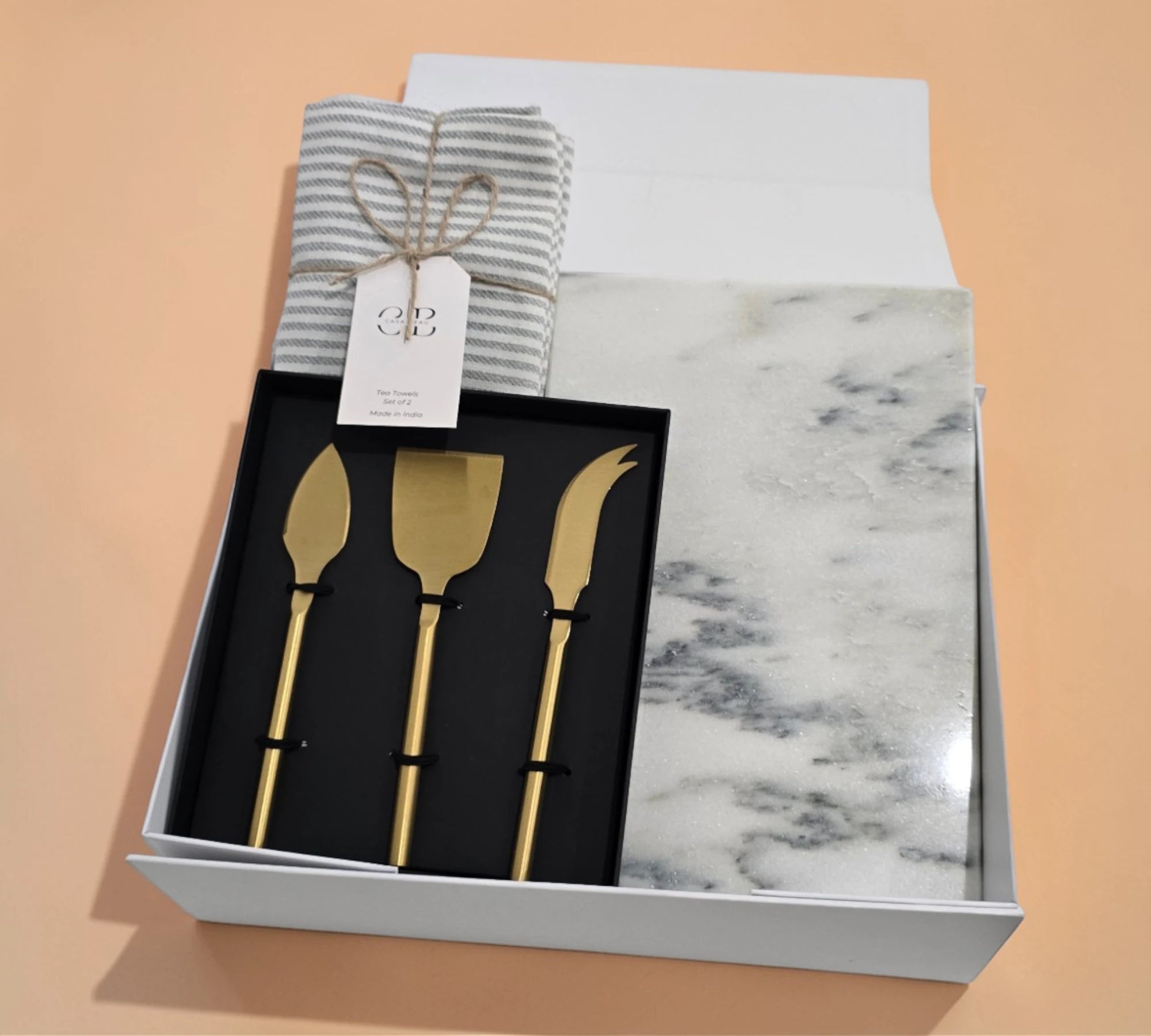 The Marble Cheese Board Gift Box