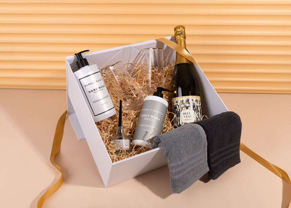 Sparkling New Home Hamper