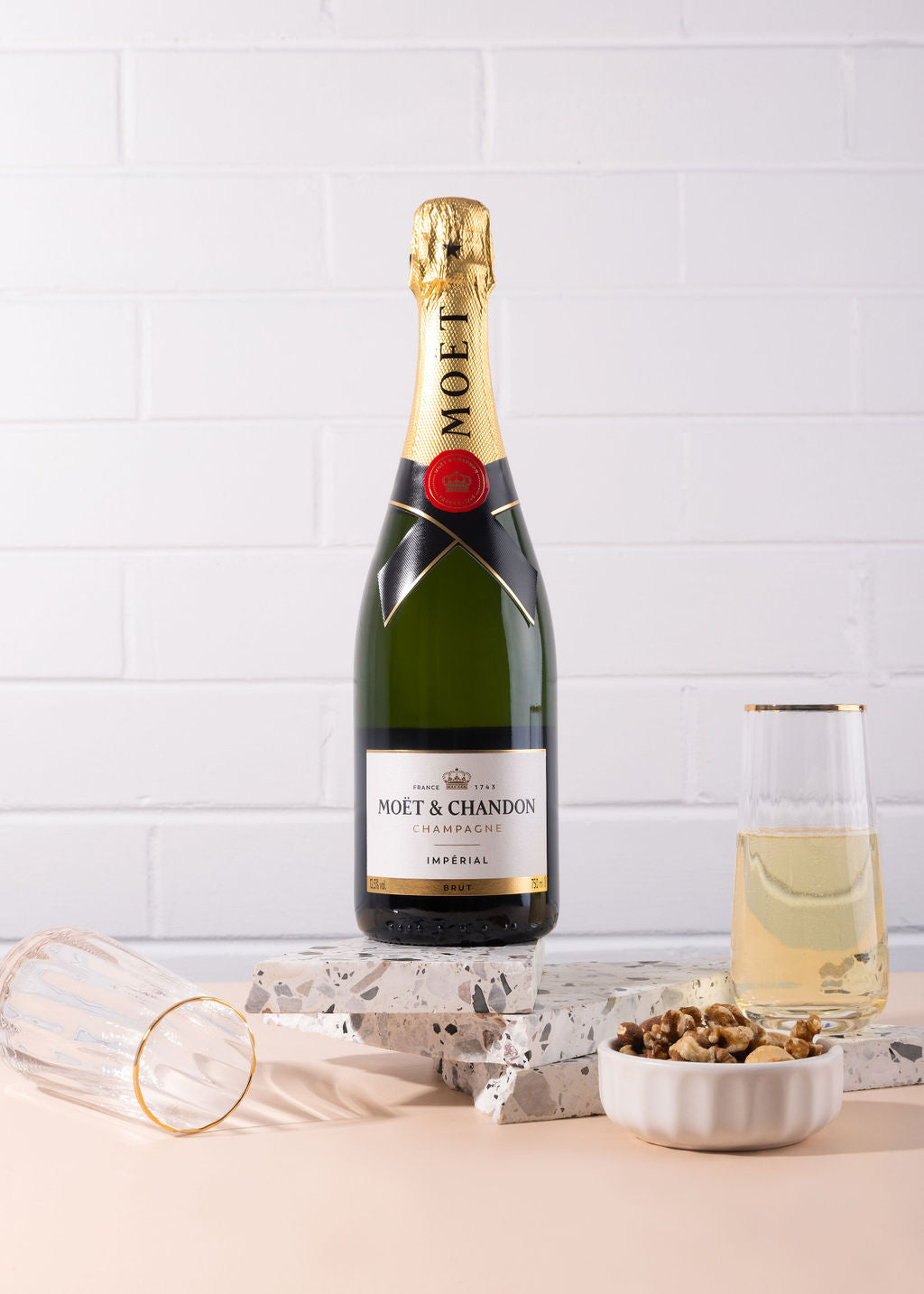 The Moet Settlement Hamper