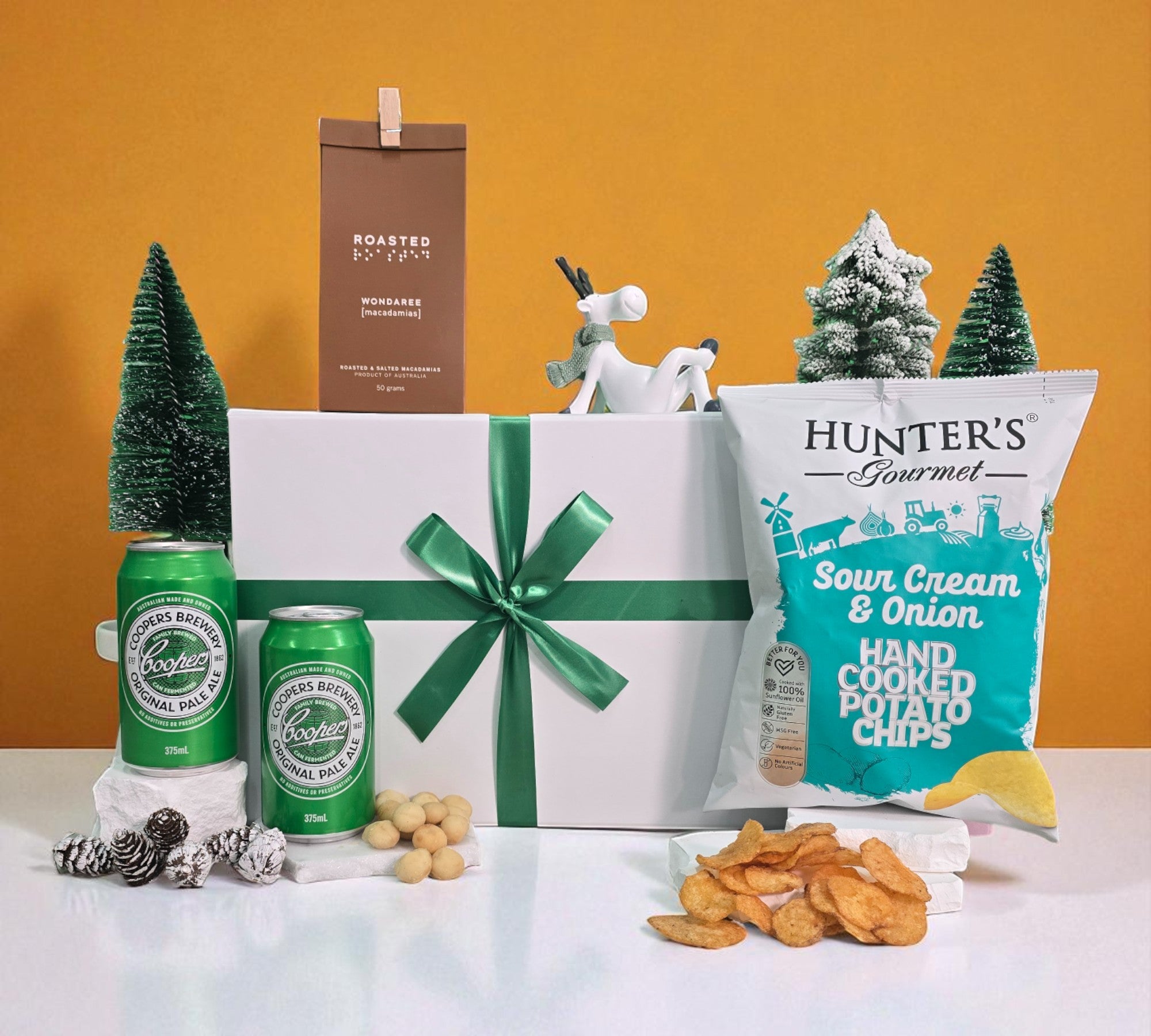 Coopers & Crunch Christmas Hamper