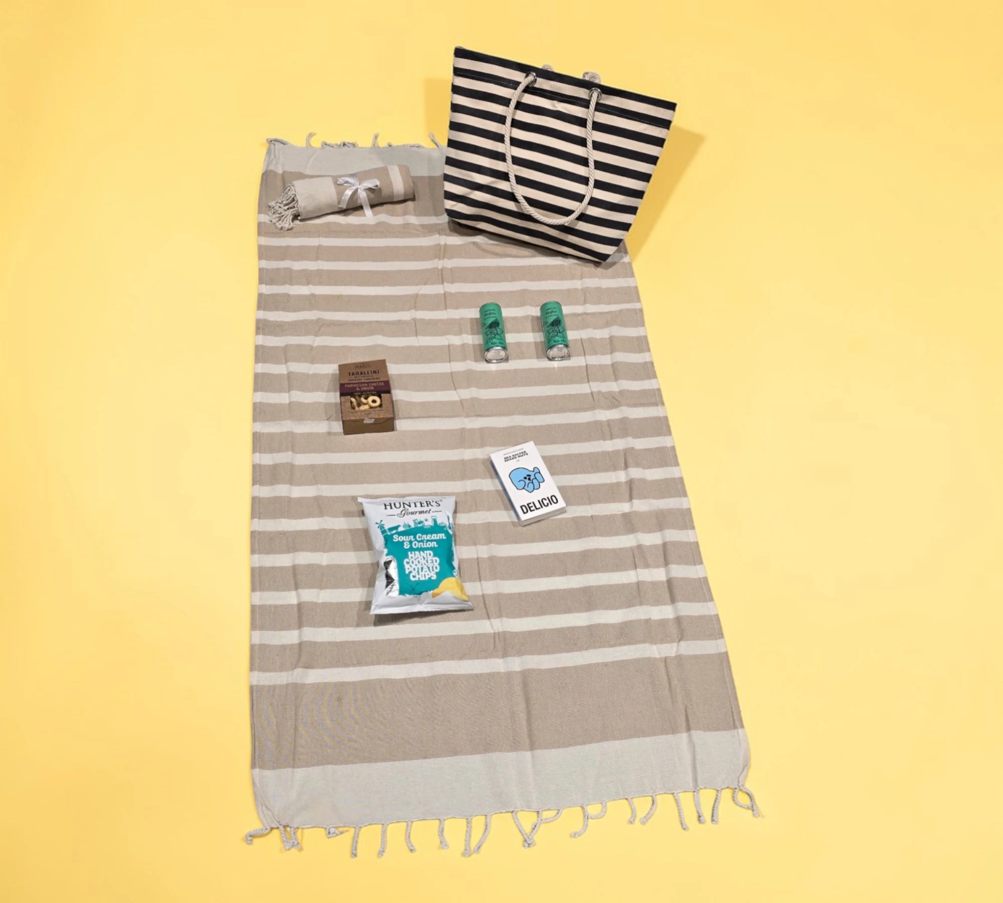 Non Alc Beach & Picnic Hamper