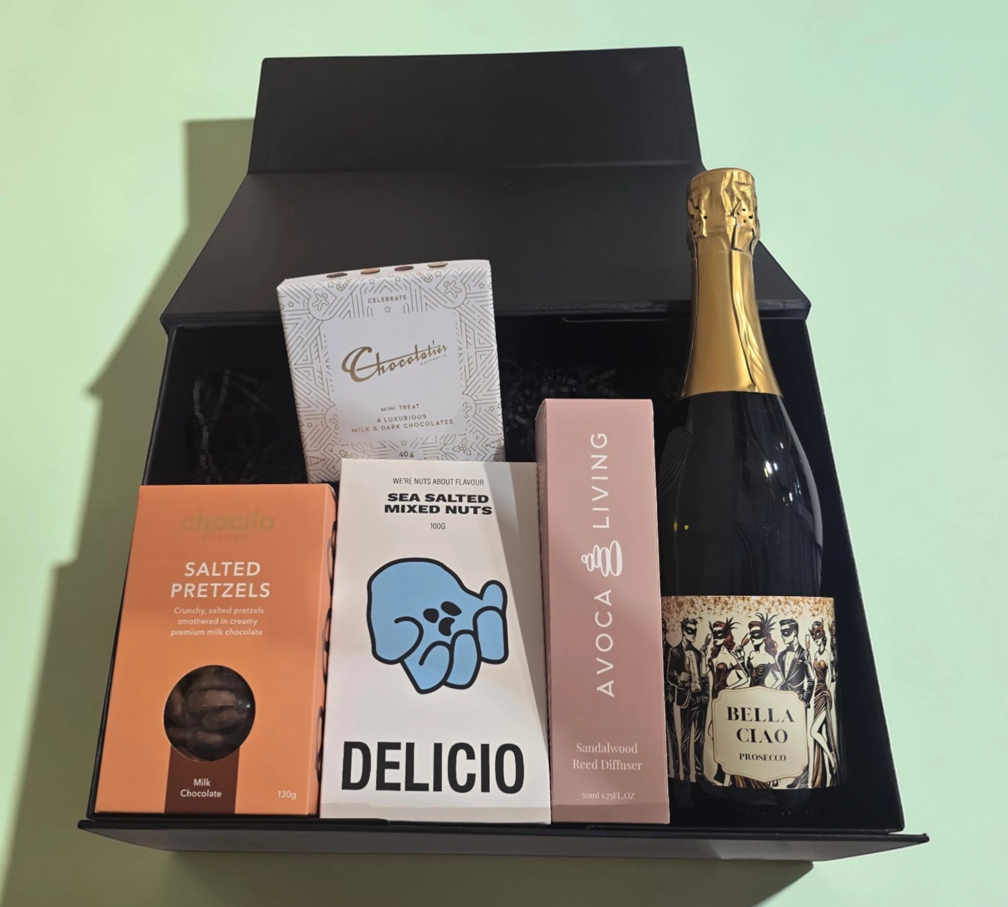 Prosecco & Treats Hamper