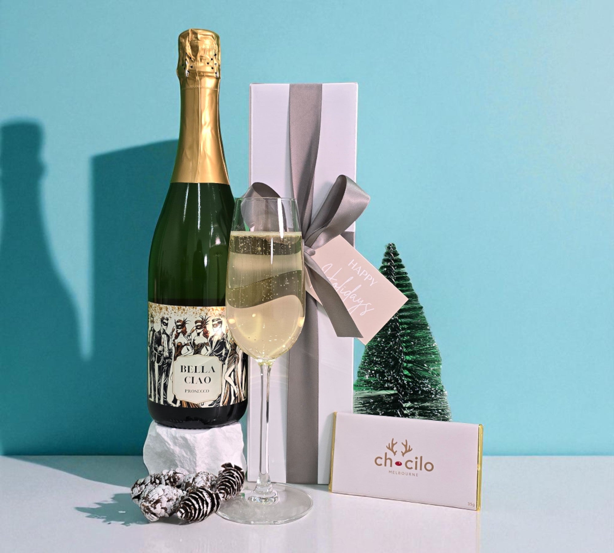 Rudolph’s Sparkling Holiday Hamper