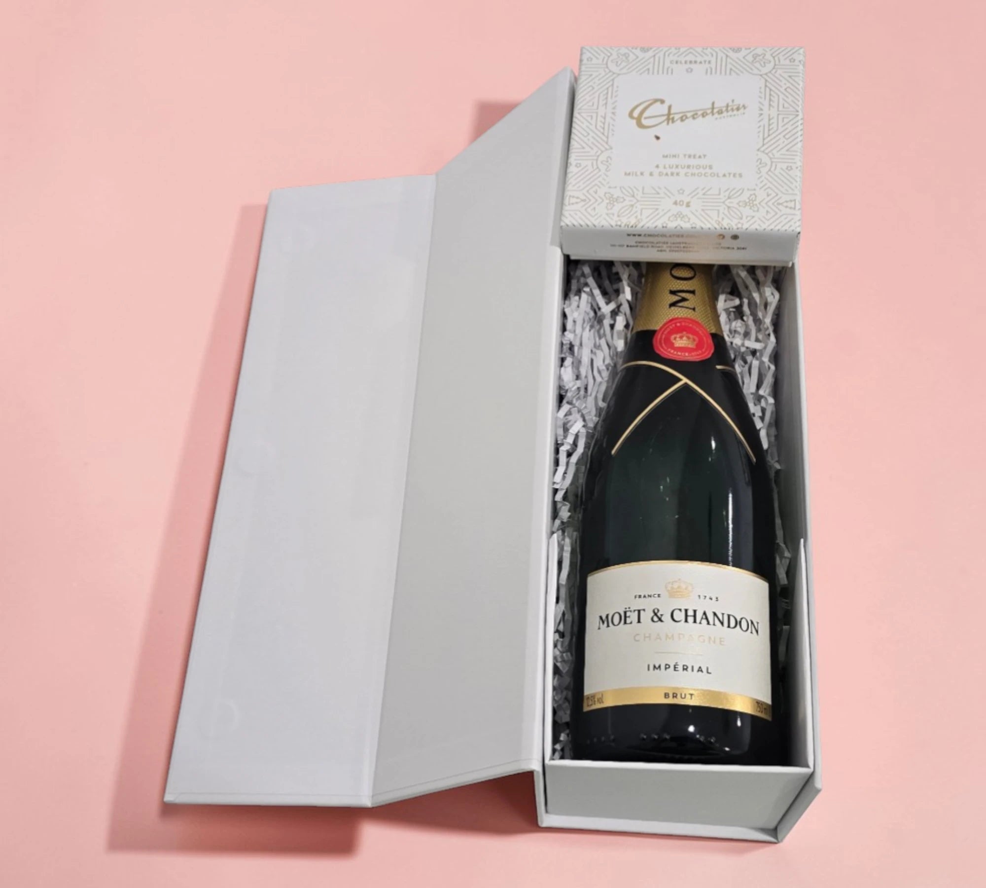 The Moët & Mini Treat Gift Box