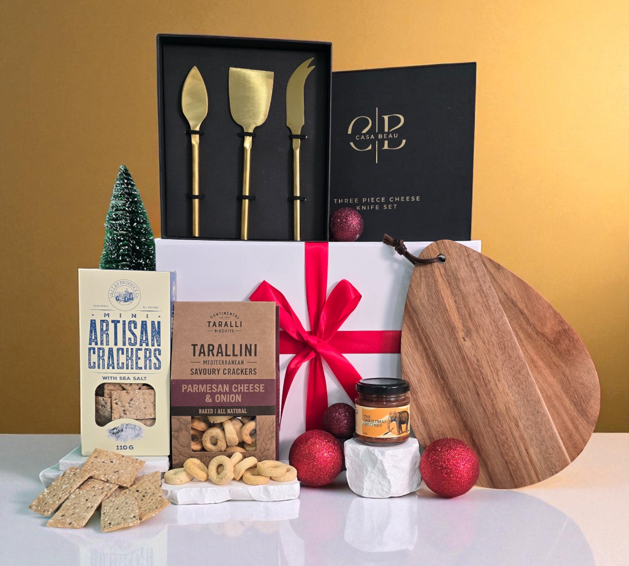The Christmas Cheeseboard Hamper