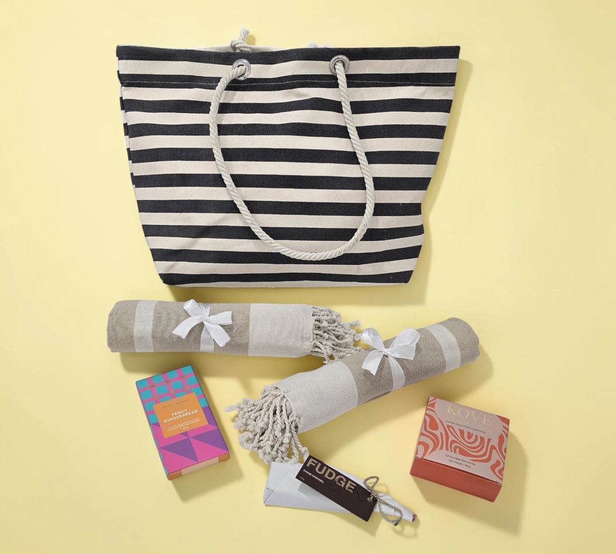 The Beachside Christmas Tote